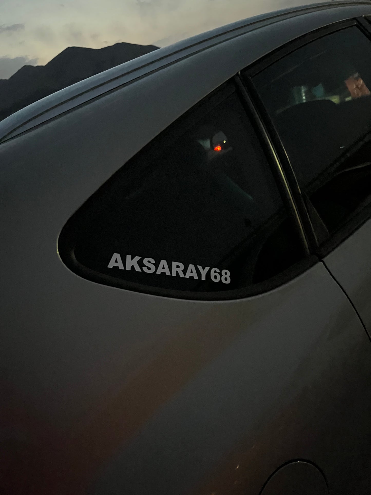 Aangepaste autostickers – Personaliseer uw auto!