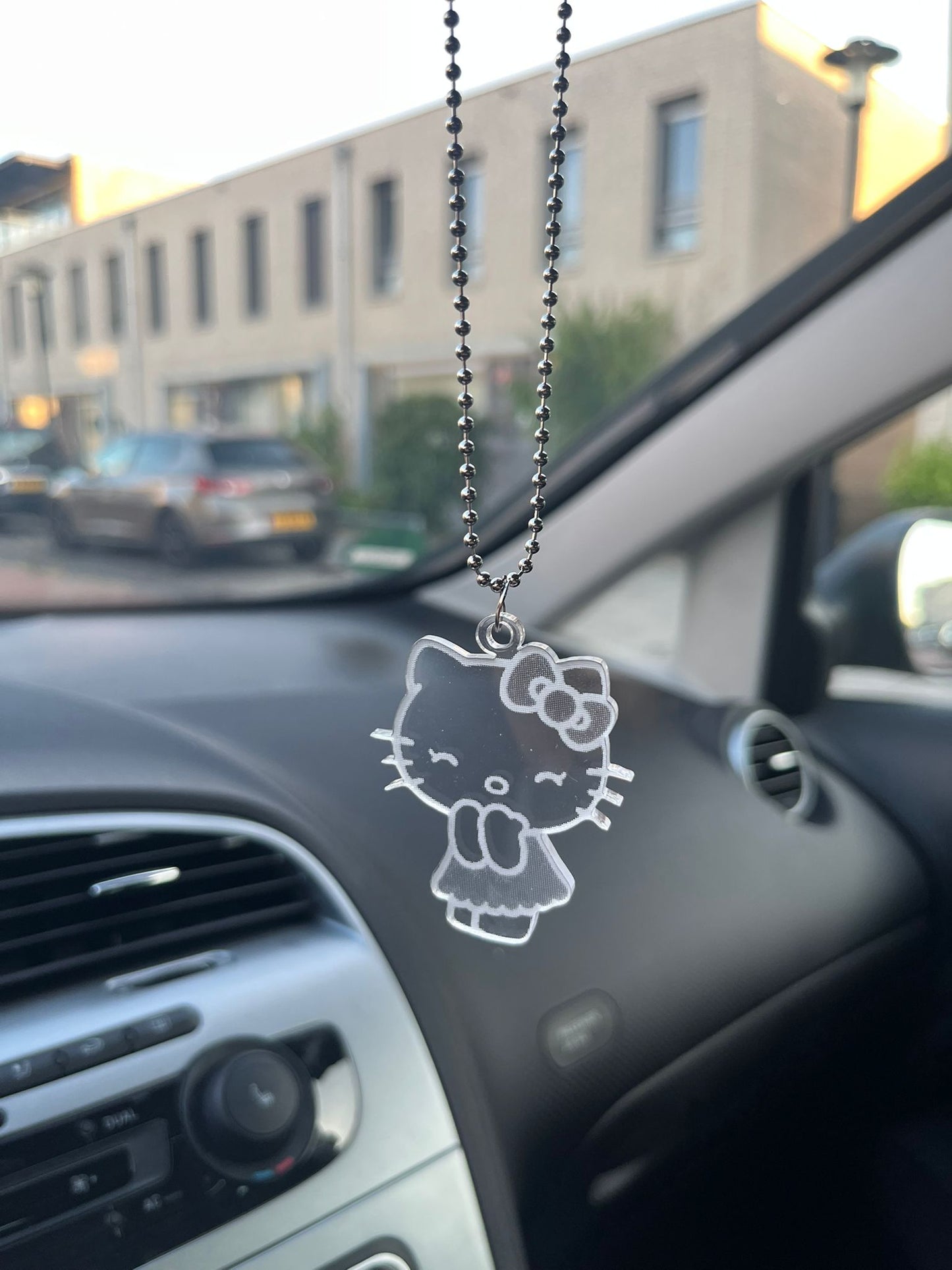 Hello Kitty autohanger